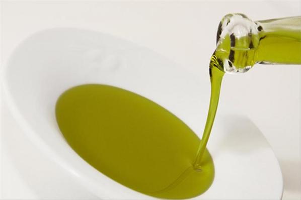 Beneficios del consumo de aceite de oliva virgen.